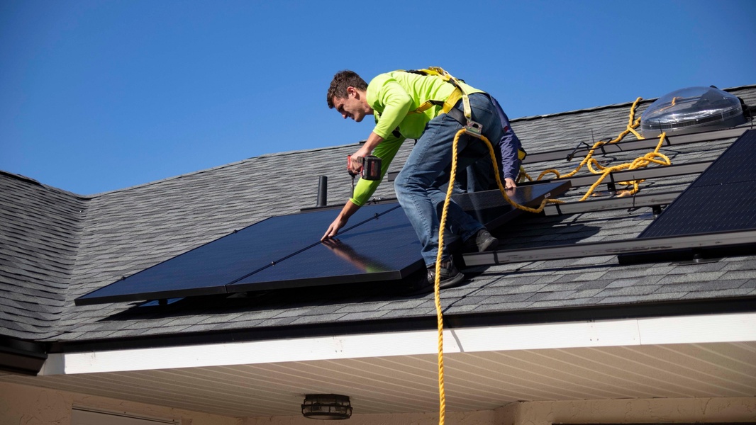 Panneaux solaires sur toiture particulier